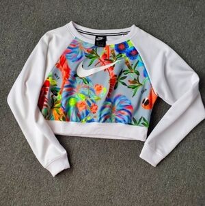 Nike Women's Colorful Floral Crop Sweatshirt - White and Multicolor